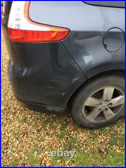 Renault Grand Scenic-Undrivable-Good for parts- sold as 1